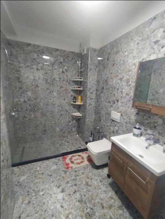 #1 Modern 1Br With Balcony In Up-And-Coming Hip Area Daire Tiran Dış mekan fotoğraf